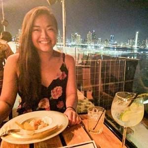 Meet your Posher, Raichelle